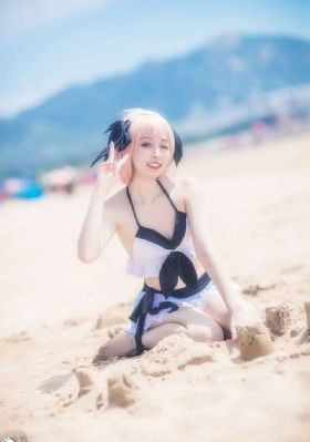 早晨的月亮是粗糙的电影完整版