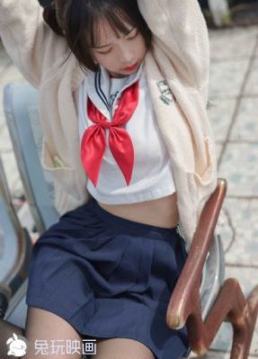 女邻居2