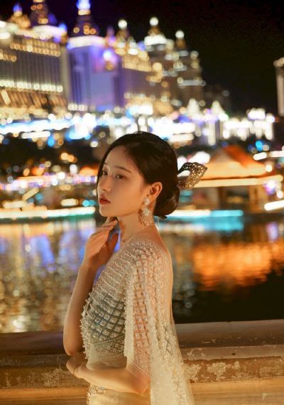 巧克力工厂电影普通话免费观看