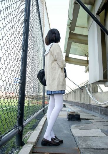 女老师在线看