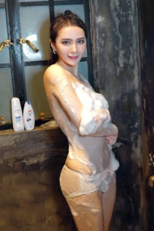 奇怪的姐姐在线观看