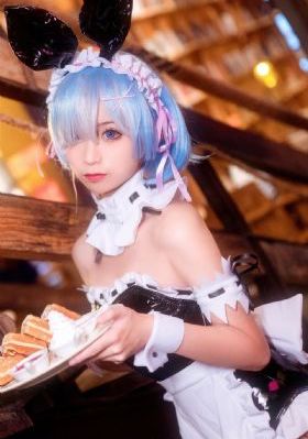 年轻的小婊2韩剧